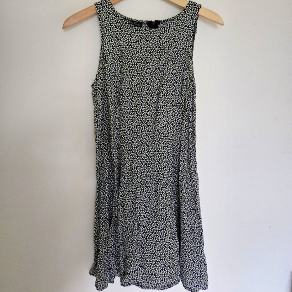 Retro Daisy Print Mini Dress
